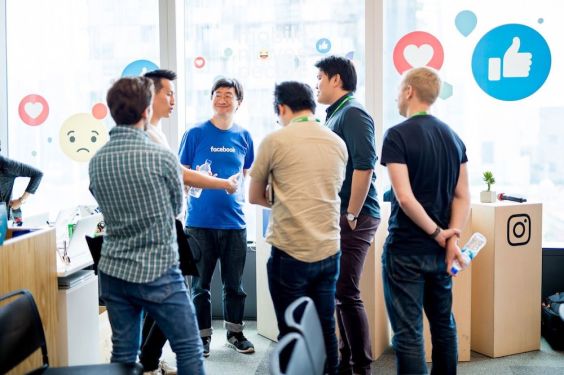 Facebook Solutions Engineering team