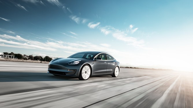 tesla Model 3 Performance Midnight Silver Tarmac Motion