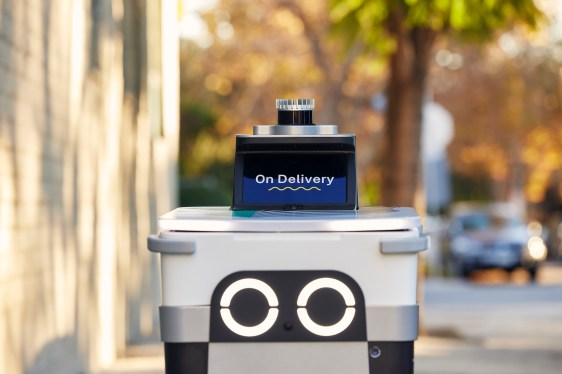 Serve robotics delivery robot