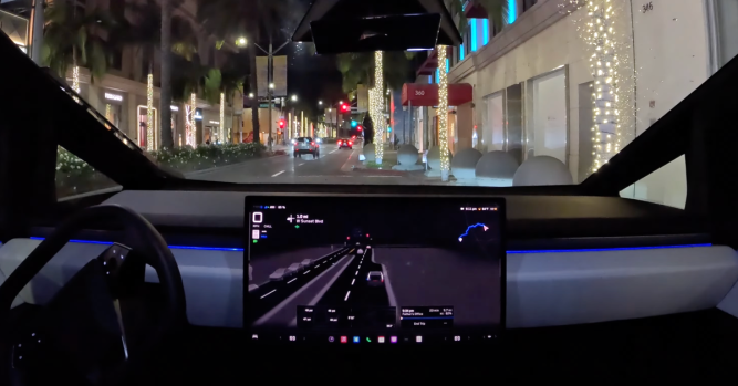 Tesla Supervised Full Self-Driving in Motion
