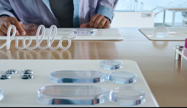 Liquid glass - apple